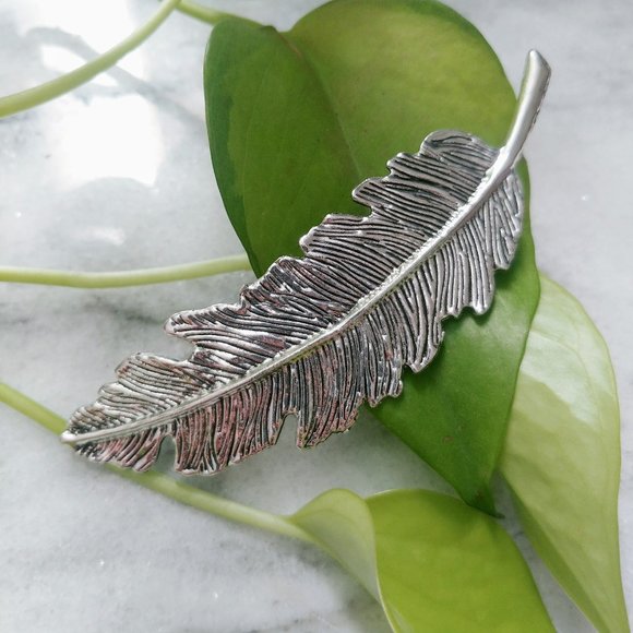 Free People Hair Clip – Silver/Blk Barrette - Picture 2 of 4